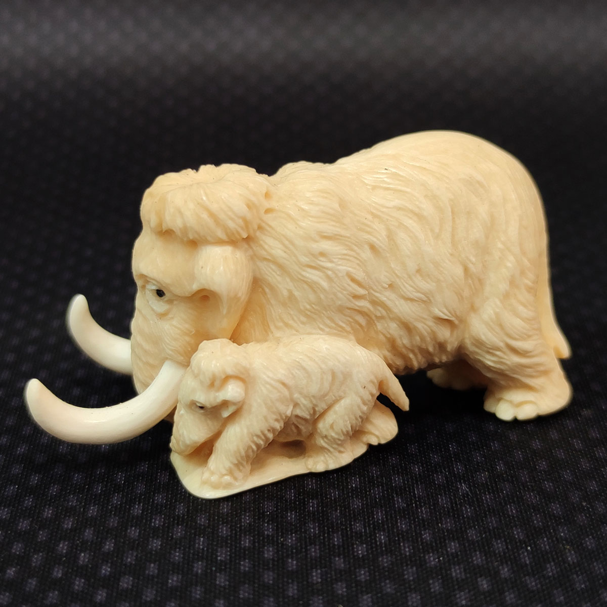 Ivory carving mammoth ivory carved statues and netsuke tidemammoth